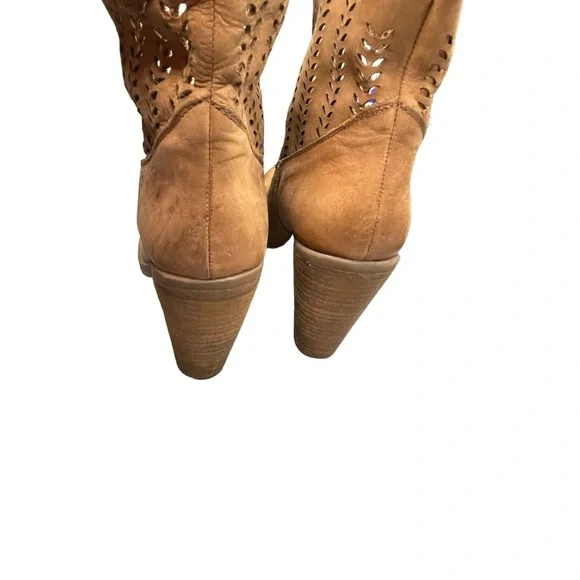 Musse & Cloud Ankle Bootie Suede Laser Cut Anthropology Sz 10 - Picture 4 of 10